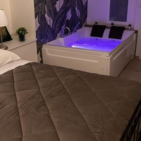 Ferienwohnung Dimora Di Donna Monopoli Exterior foto